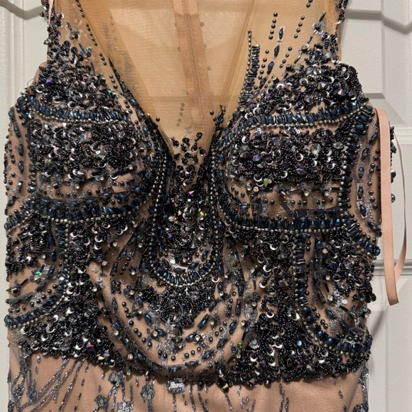 Wedding or Prom formal beaded gown size 8 with detachable skirt - Picture 3 of 7